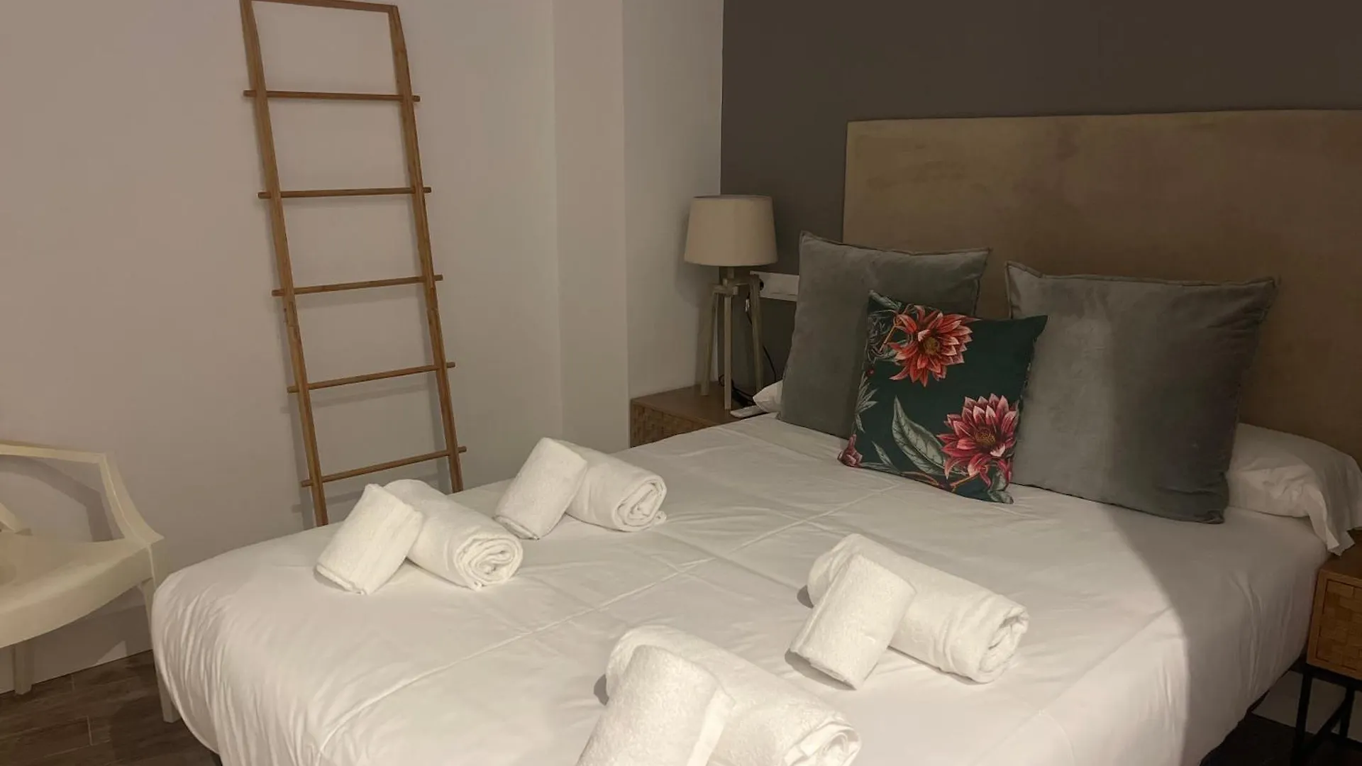 Mucho Trigo Apartments C Cordoba